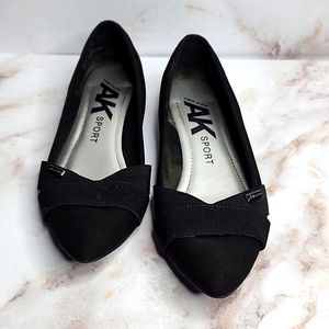 Anne Klein sport black flats